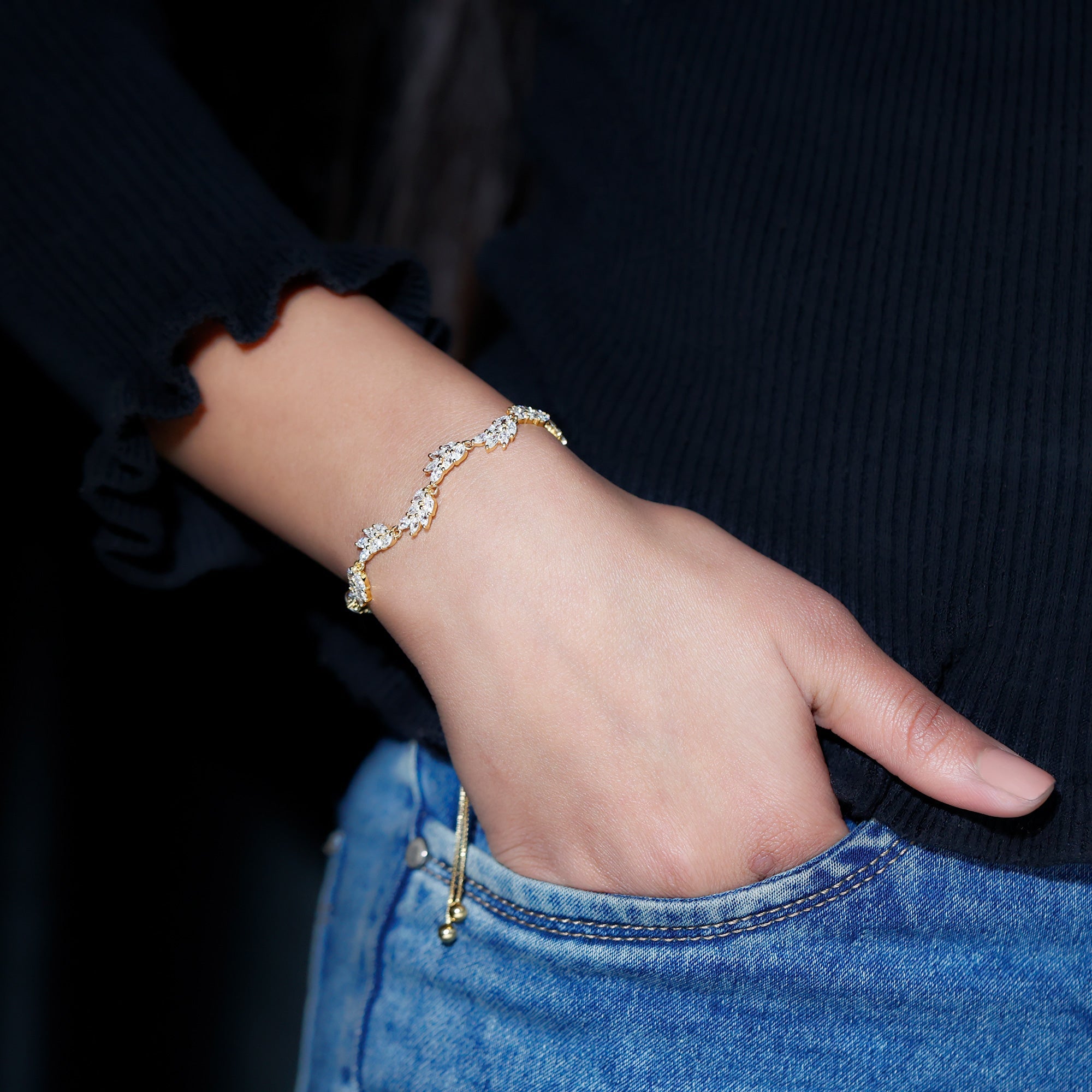 Moissanite Bolo Bracelet – Leaf Pattern Bracelet With Marquise Cut Stones & Adjustable Clasp