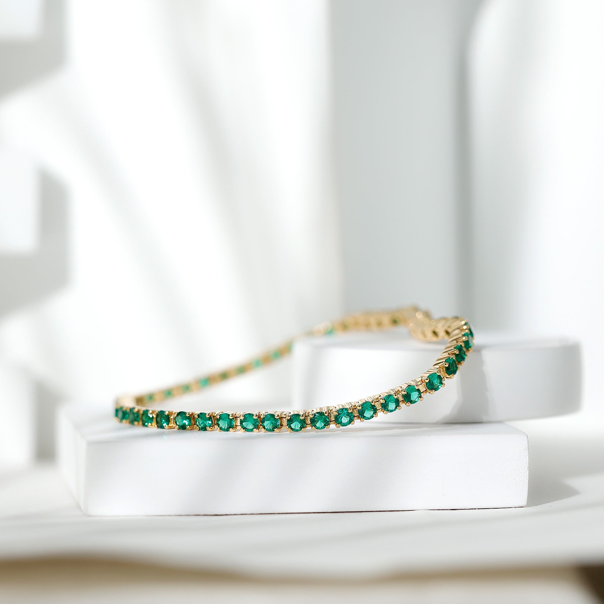 Lab Grown Emerald Bracelet – AAA Grade Tennis Bracelet With Sparkling Round Emeralds