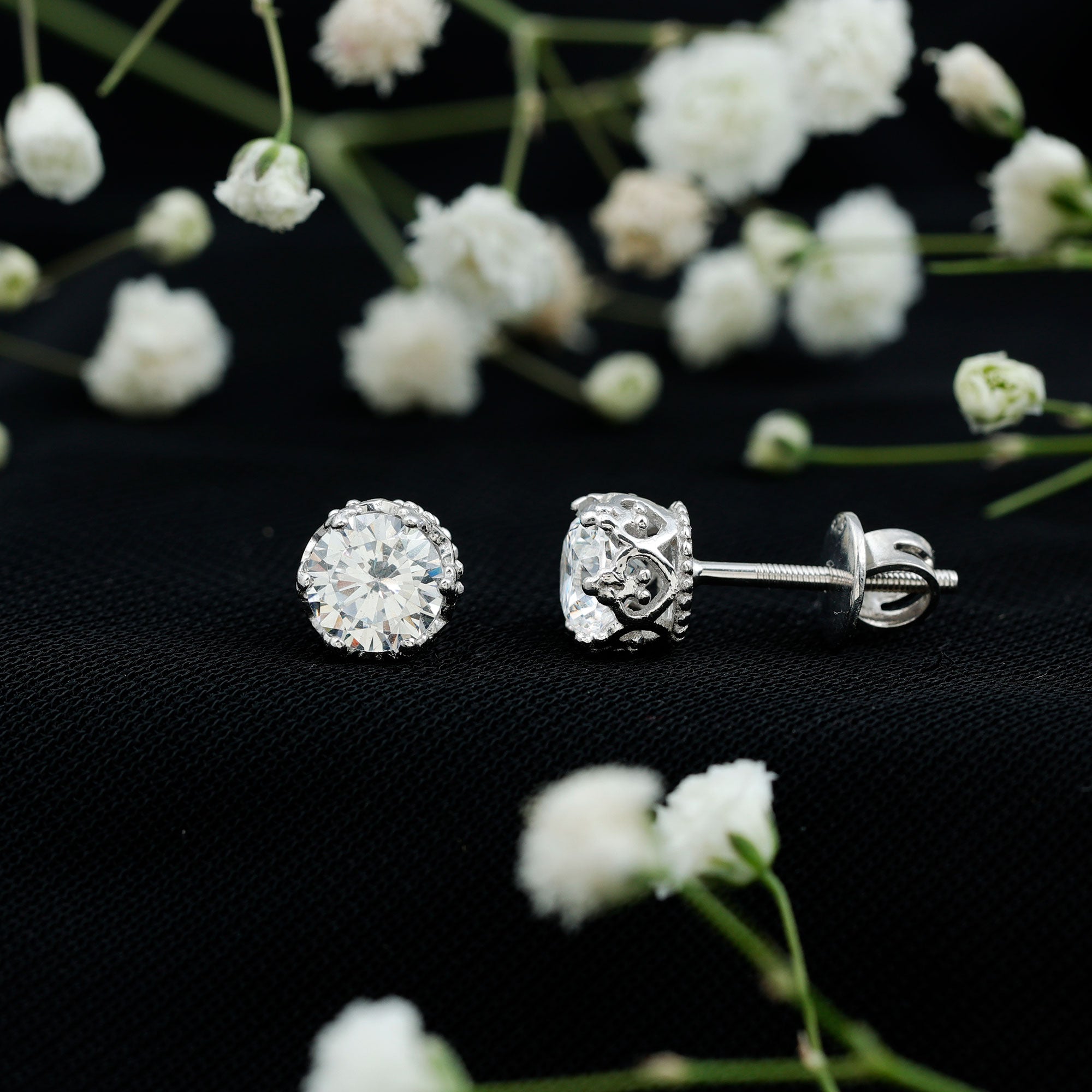 1 Carat Round Cubic Zirconia Crown Stud Earrings in Silver