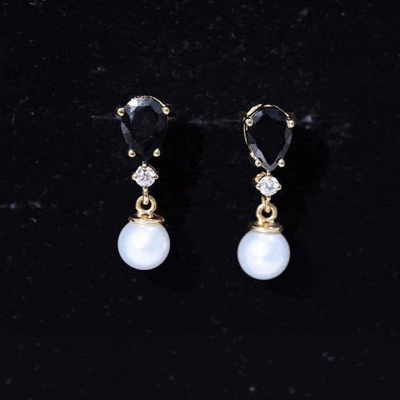 6 Carat Freshwater Pearl Drop Earrings with Black Onyx