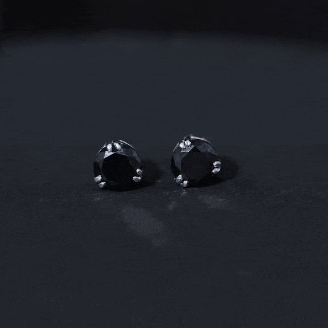 Black Onyx Solitaire Stud Earring in Claw Setting