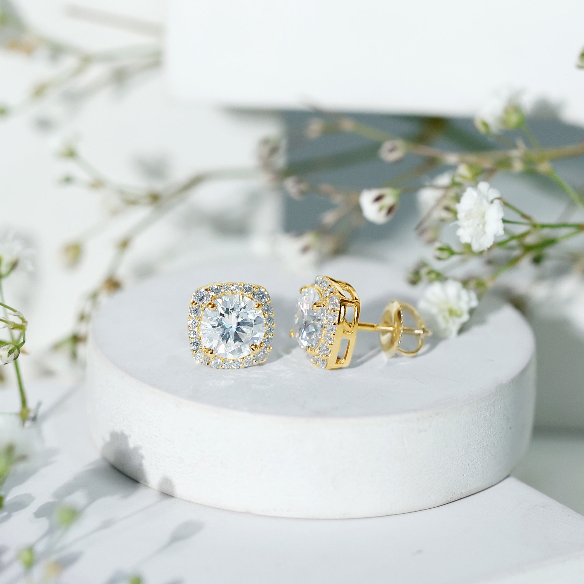 Lab Grown Diamond Earrings – 7 MM Round Cut Halo Studs With Screw Back Design