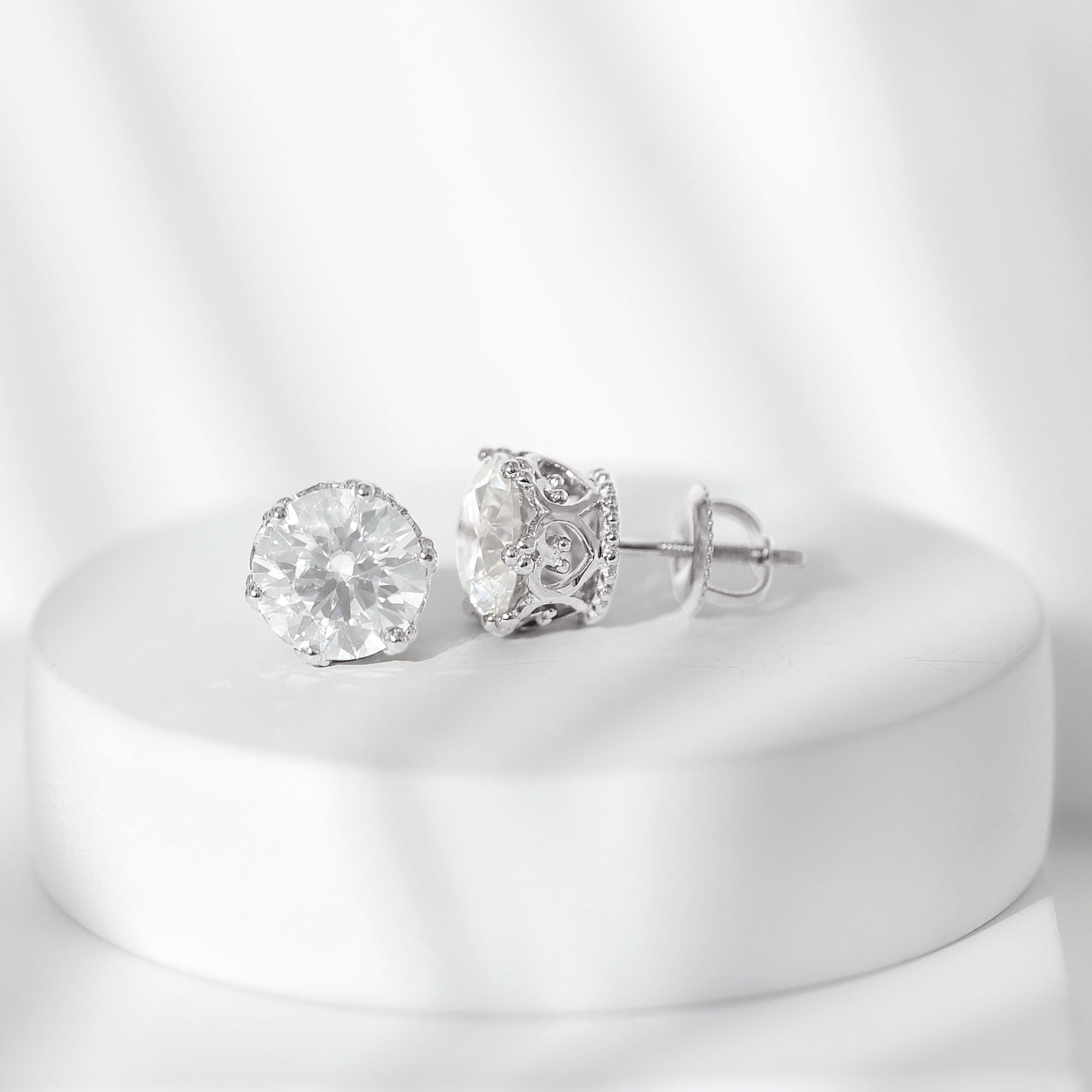 Lab Created Diamond Earrings – Certified Crown Motif Studs for Women’s Elegant Style