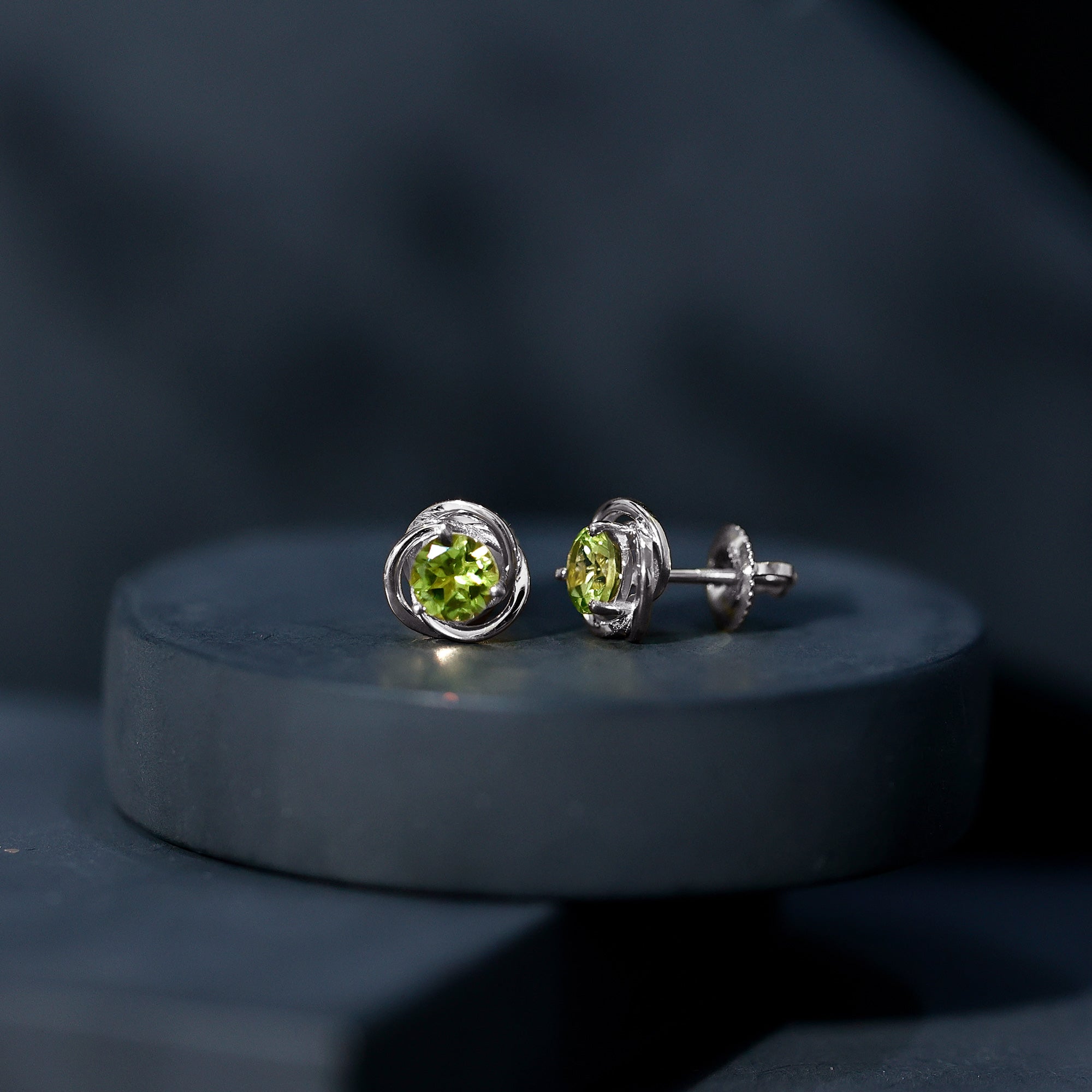Peridot Stud Earrings – AAA Quality Round Cut Green Gemstone With Swirl Design