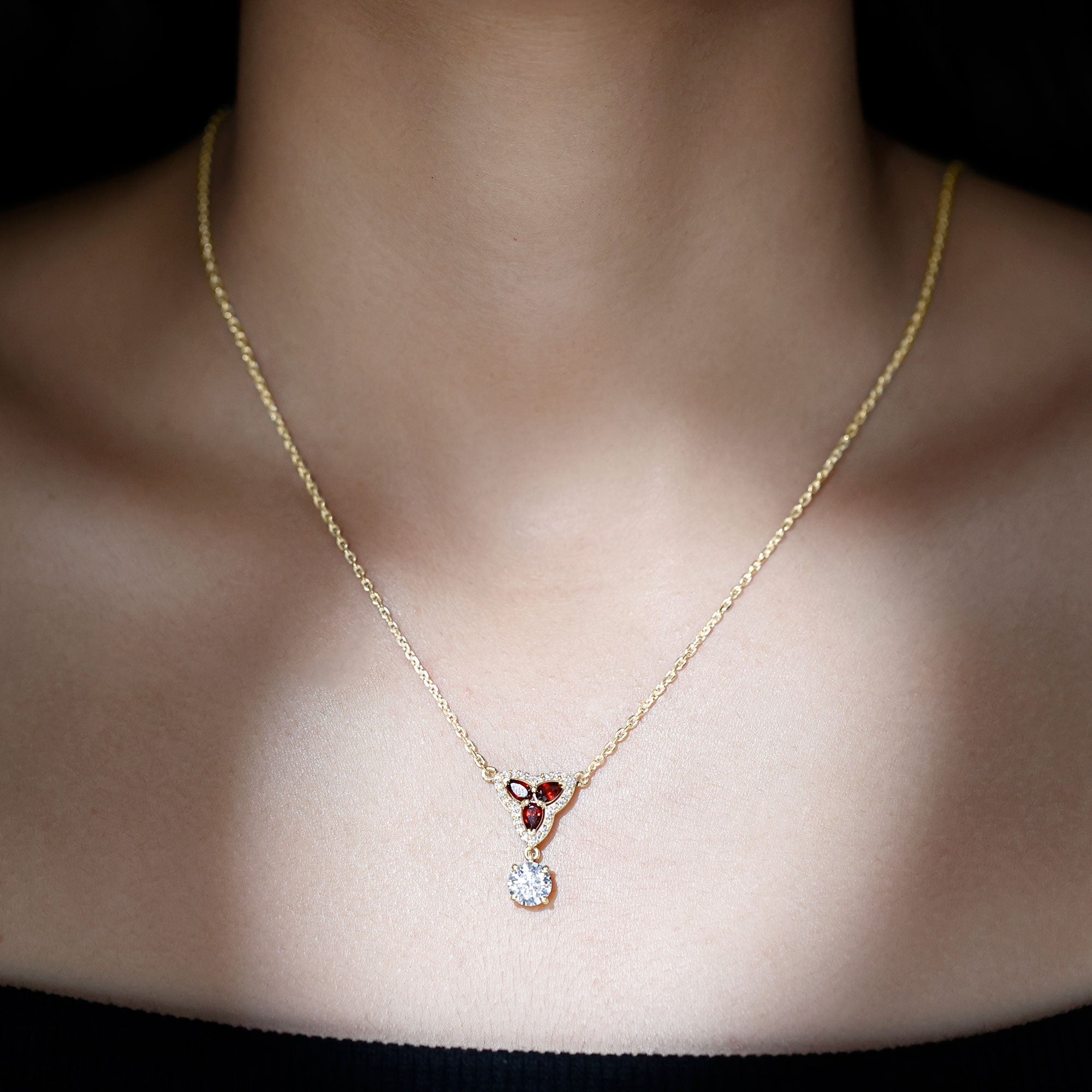 Lab Grown Diamond Necklace – Garnet Pendant With Round Cut Diamond Halo