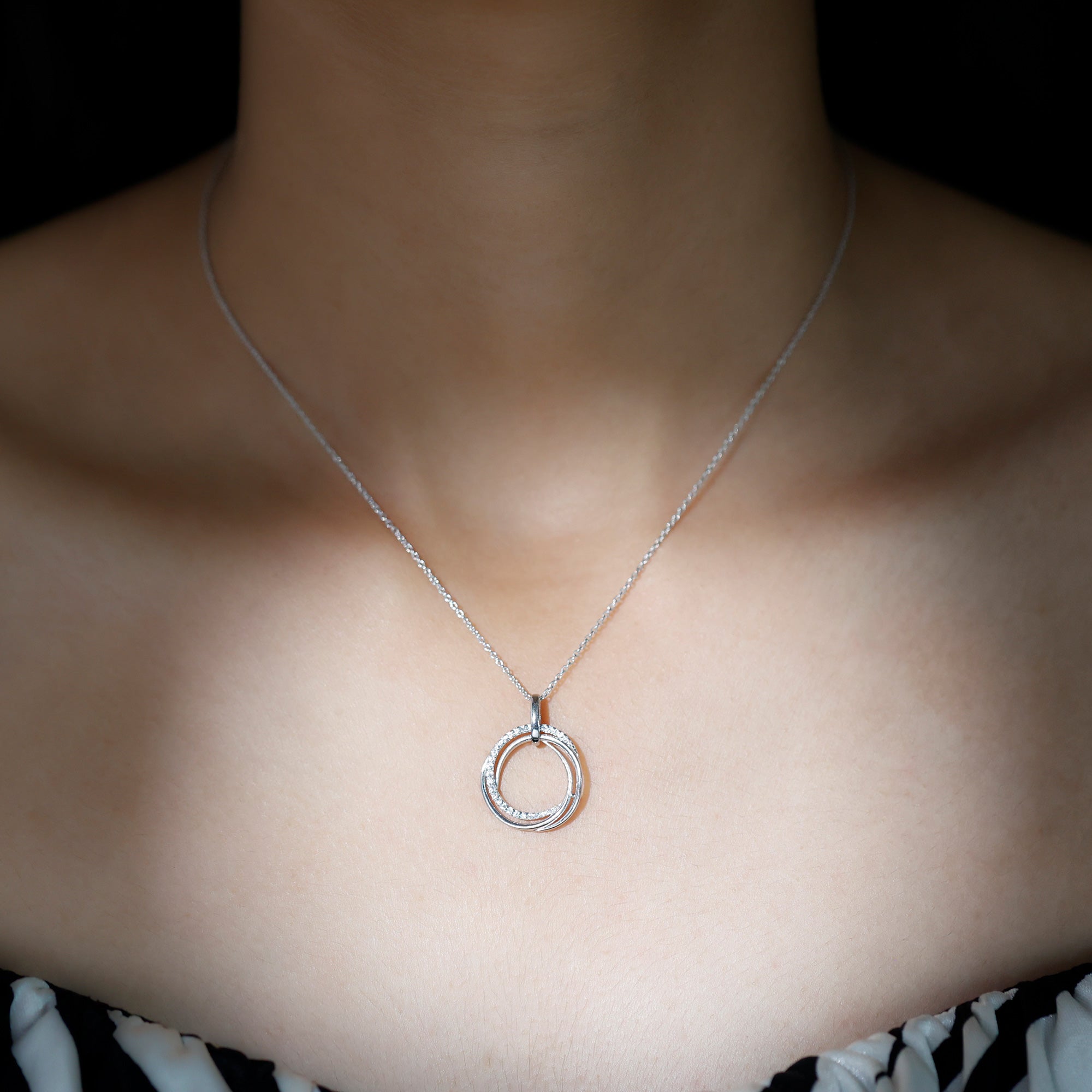 Diamond Eternity Necklace - Interlocking Circle Pendant With Round Cut Diamonds