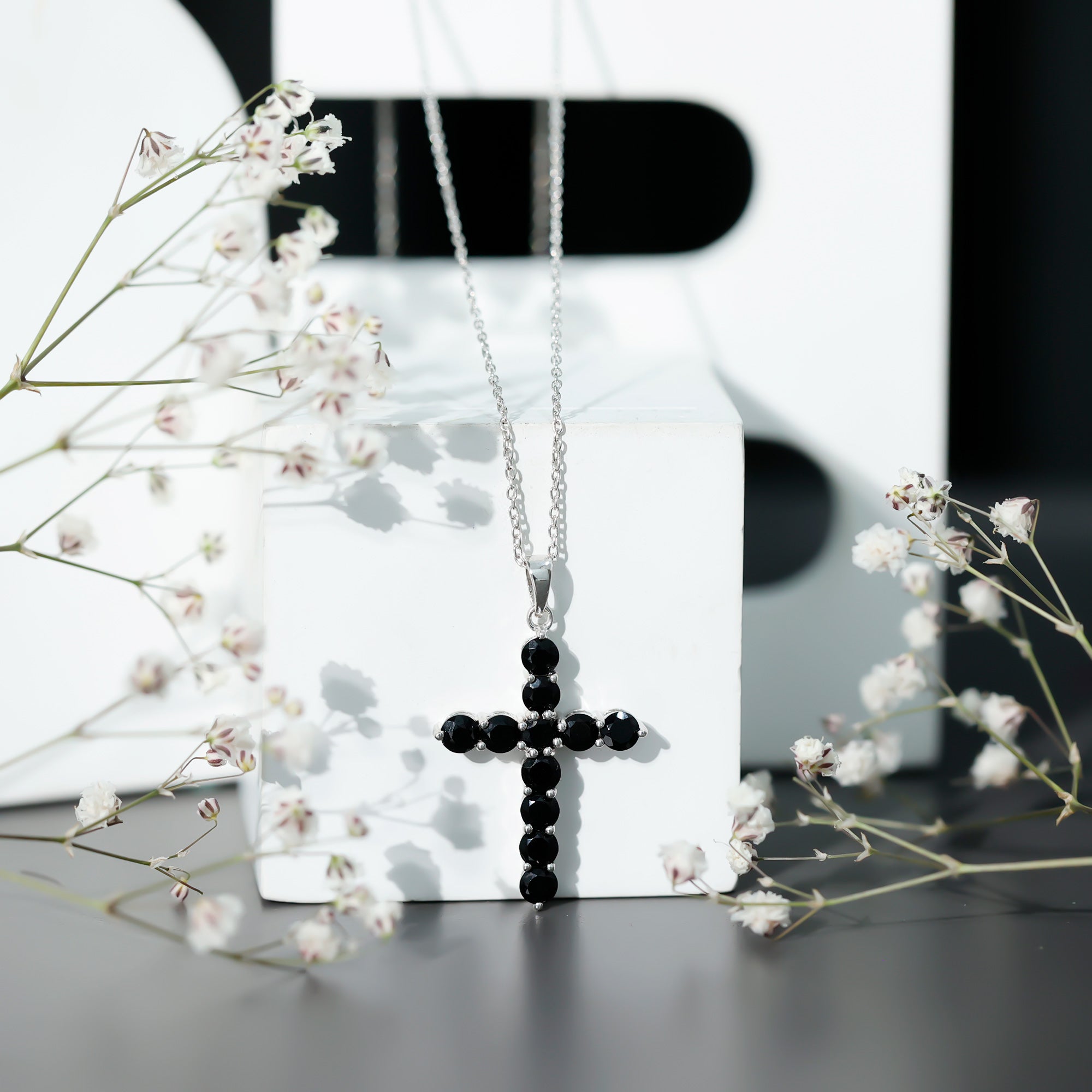 Black Onyx Cross Necklace – Elegant AAA Quality Onyx Pendant Jewelry for Women