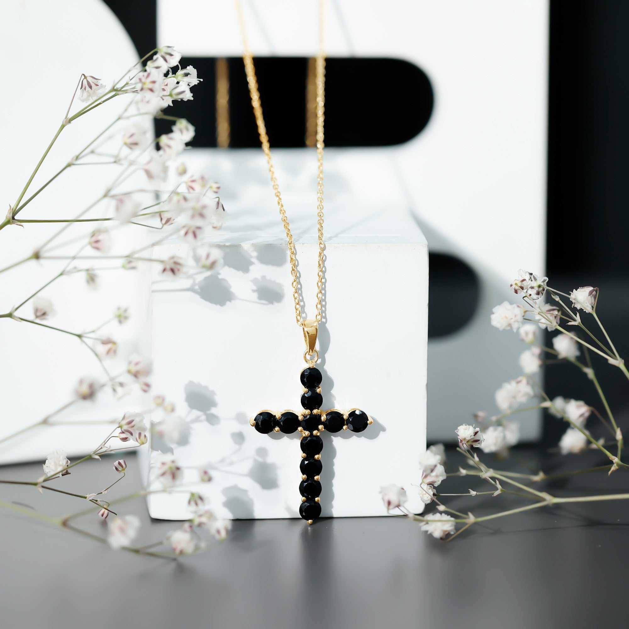 Black Onyx Cross Necklace – Elegant AAA Quality Onyx Pendant Jewelry for Women