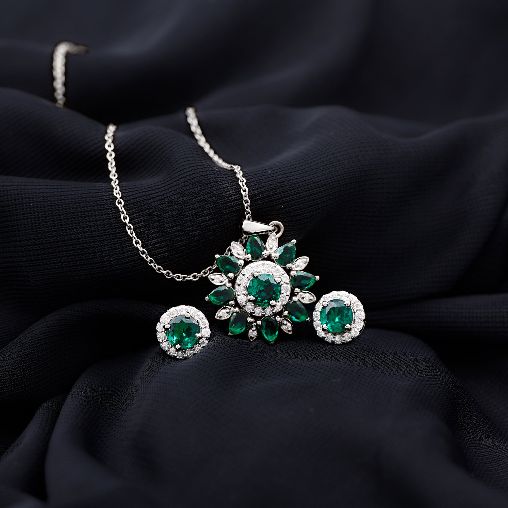 Lab Created Emerald Jewelry – Flower Pendant Earrings Set With Diamonds | AAAA Quality Emeralds