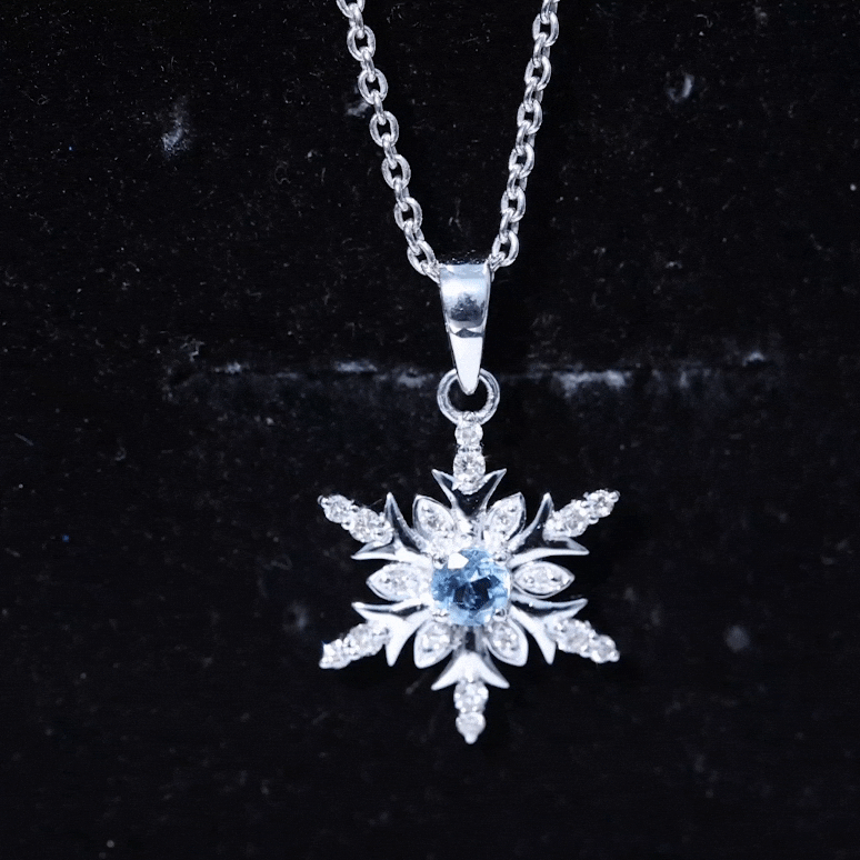 Aquamarine Snowflake Necklace – Designer Diamond Pendant With Fine Chain Jewelry
