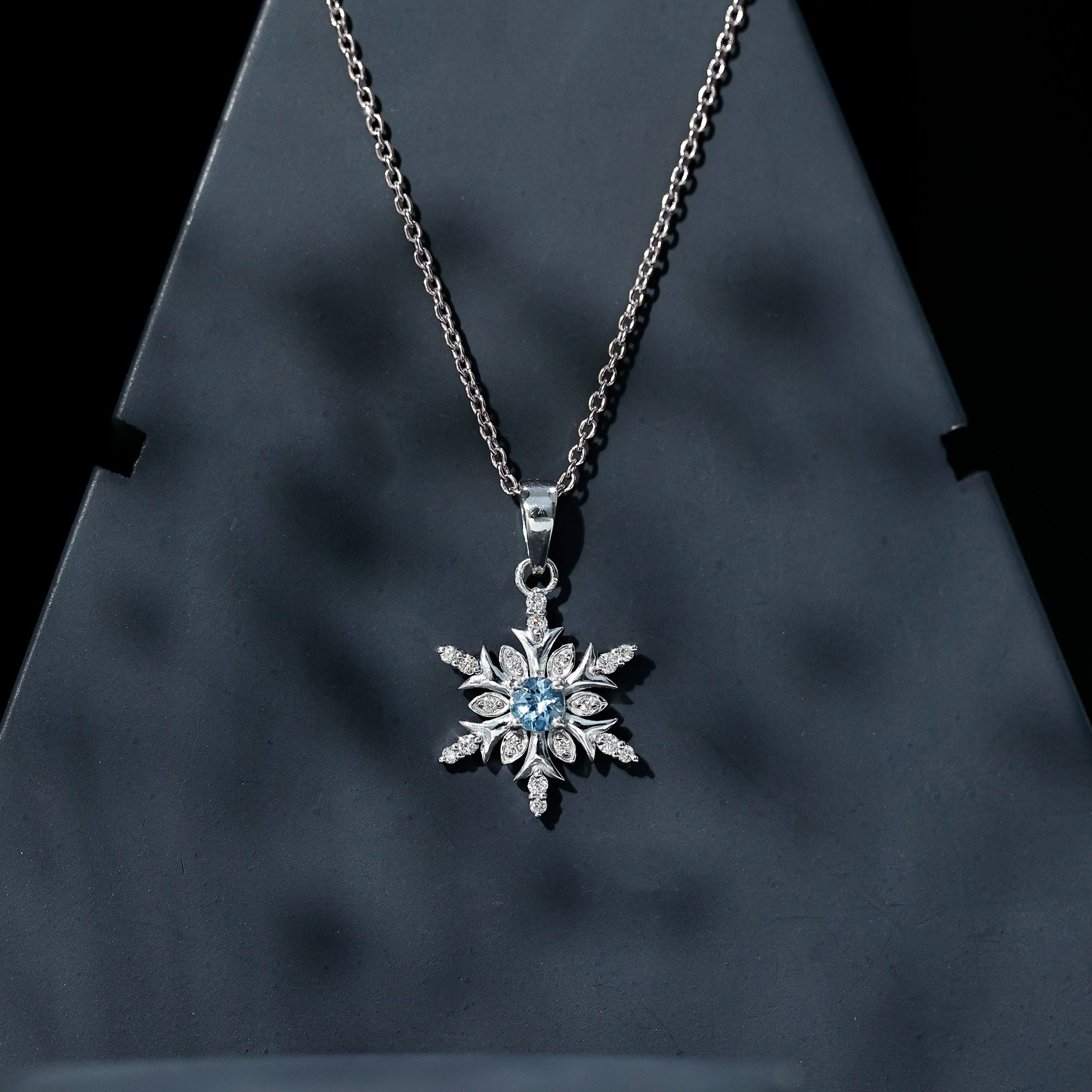 Aquamarine Snowflake Necklace – Designer Diamond Pendant With Fine Chain Jewelry