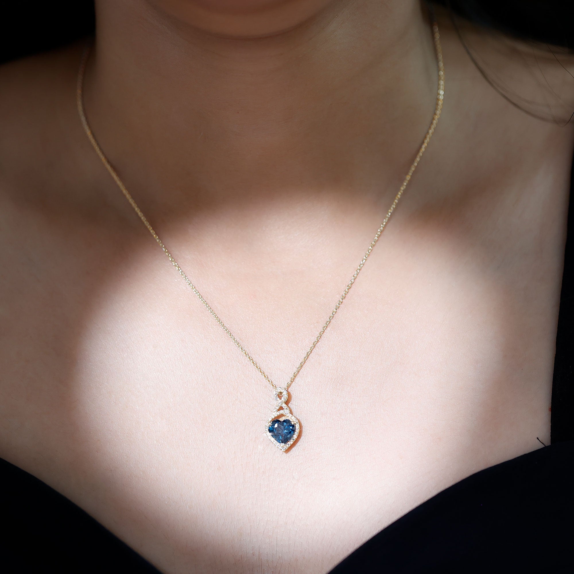Heart Shape Necklace – 2 Carat Blue Topaz Infinity Pendant with Diamonds