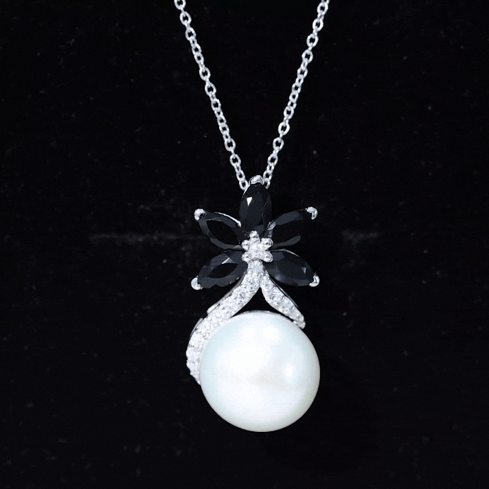 Natural Freshwater Pearl Designer Necklace with Black Onyx
