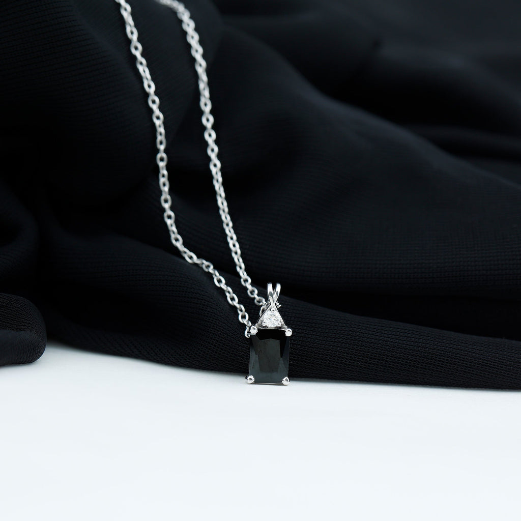 Natural 1.8 Carat Black Onyx Emerald Cut Necklace With Chain
