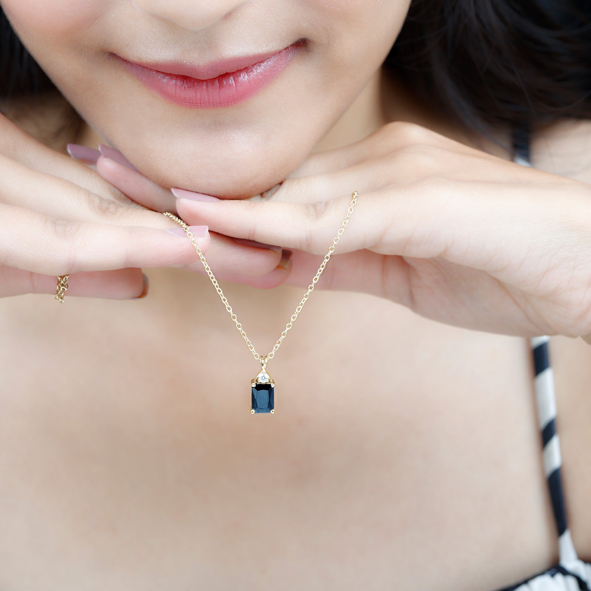 Natural 1.8 Carat Black Onyx Emerald Cut Necklace With Chain