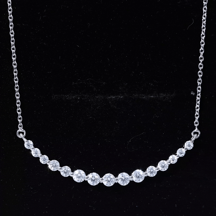 Moissanite Curved Bar Necklace – Elegant Horizontal Pendant with Round Cut Stones