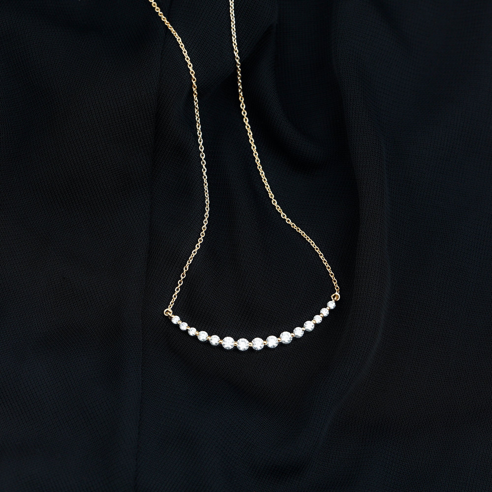 Moissanite Curved Bar Necklace – Elegant Horizontal Pendant with Round Cut Stones