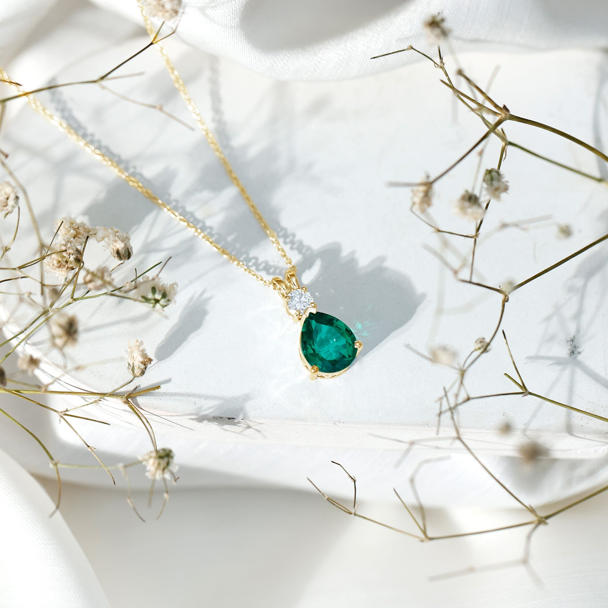 Lab Created Emerald Pendant Pear Shape Necklace – Diamond Teardrop Pendant Gift