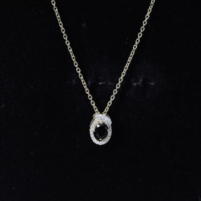 Natural Oval Shape Black Onyx Necklace with Lab Diamond
