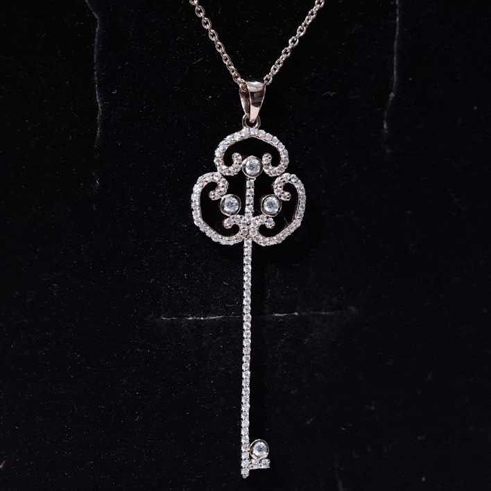 Moissanite Key Necklace – Vintage Pendant Necklace With Art Deco Key Charm