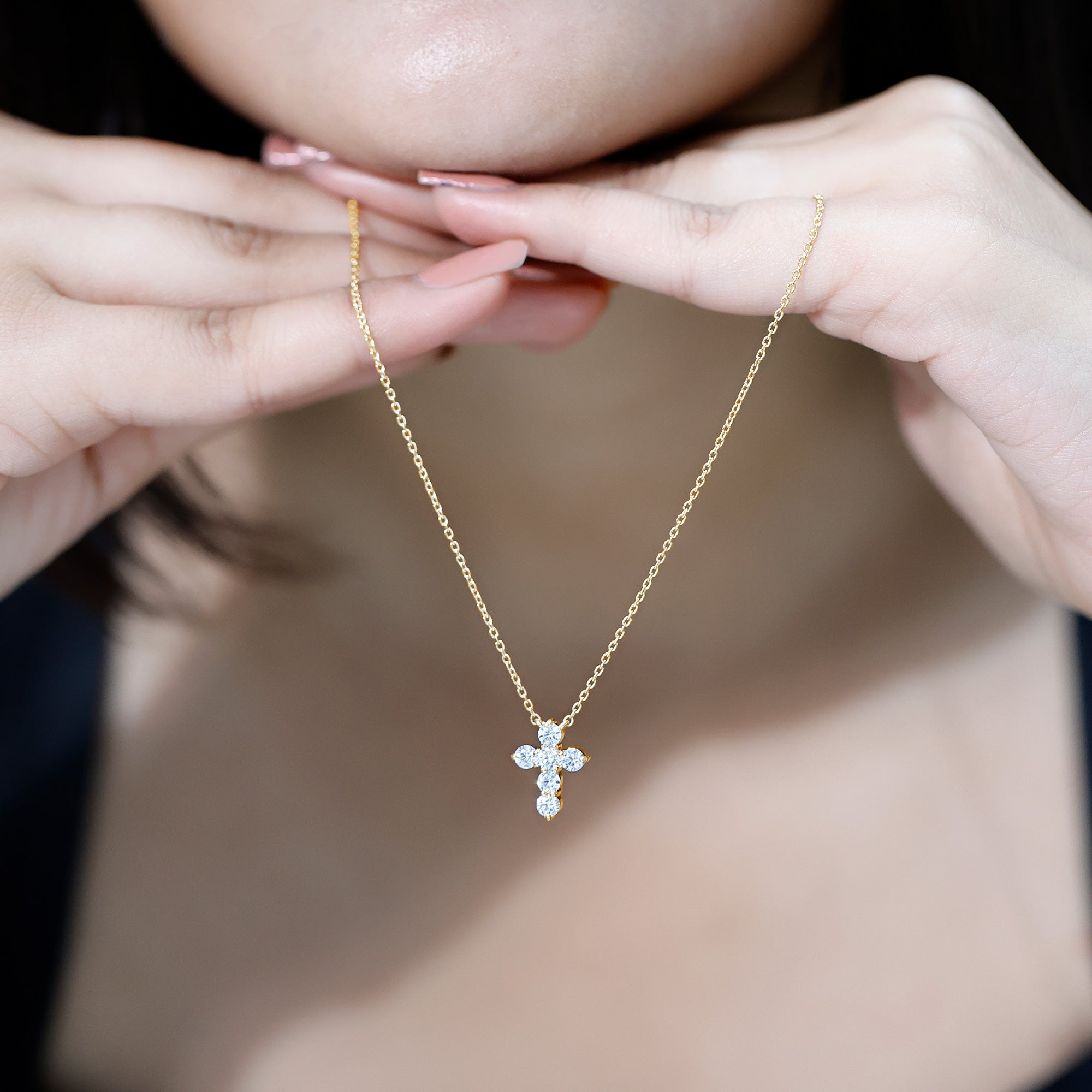 Moissanite Cross Pendant – Round Cut Prong Setting Necklace With Cable Chain