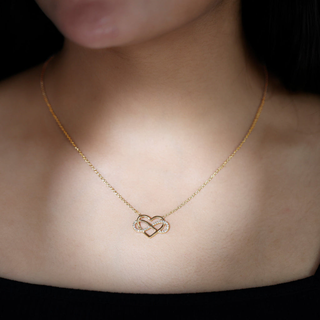 Diamond Infinity Heart Necklace – Sparkling Pave Setting Fine Jewelry Gift