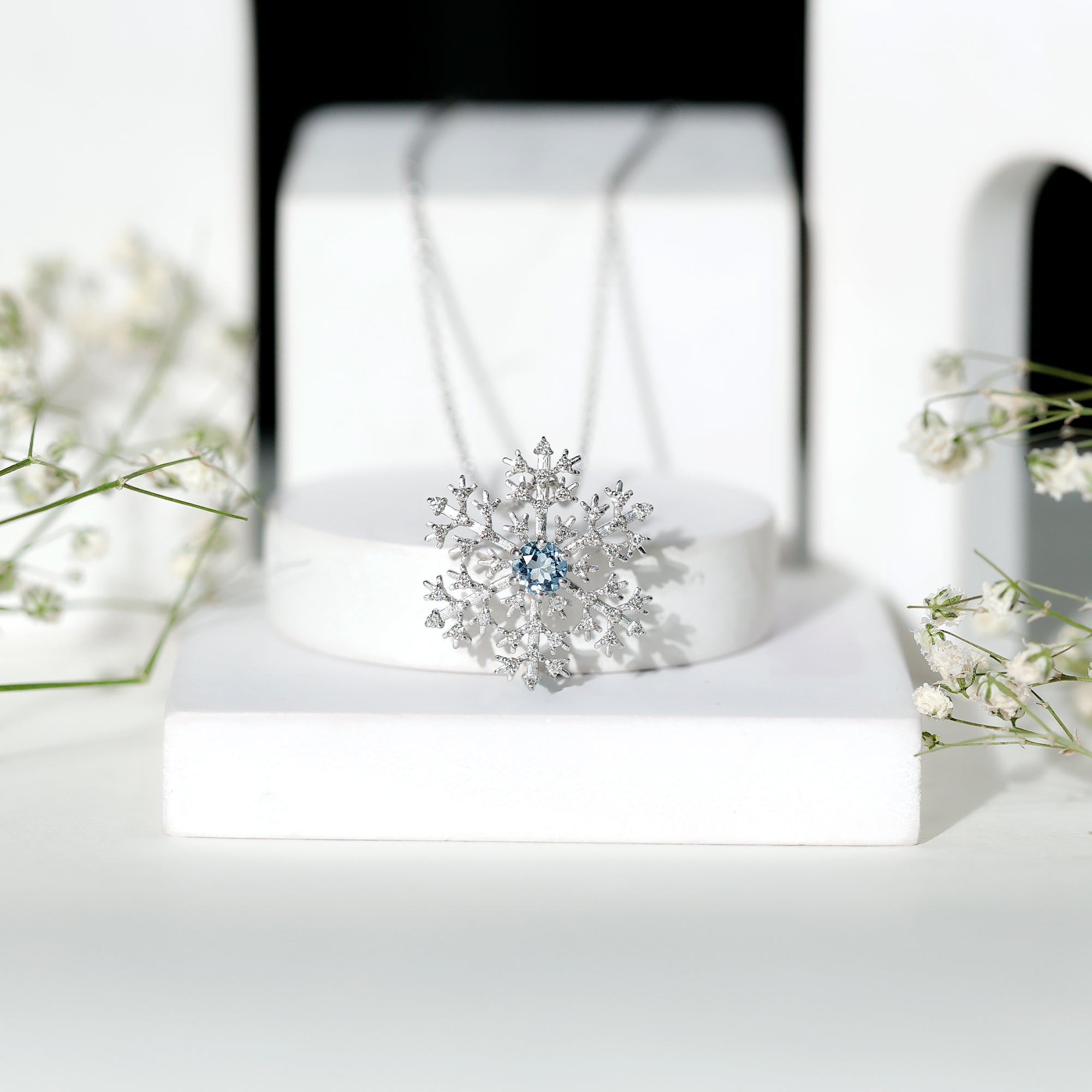 Aquamarine Pendant Necklace – Delicate Snowflake Pendant With Sparkling Diamonds