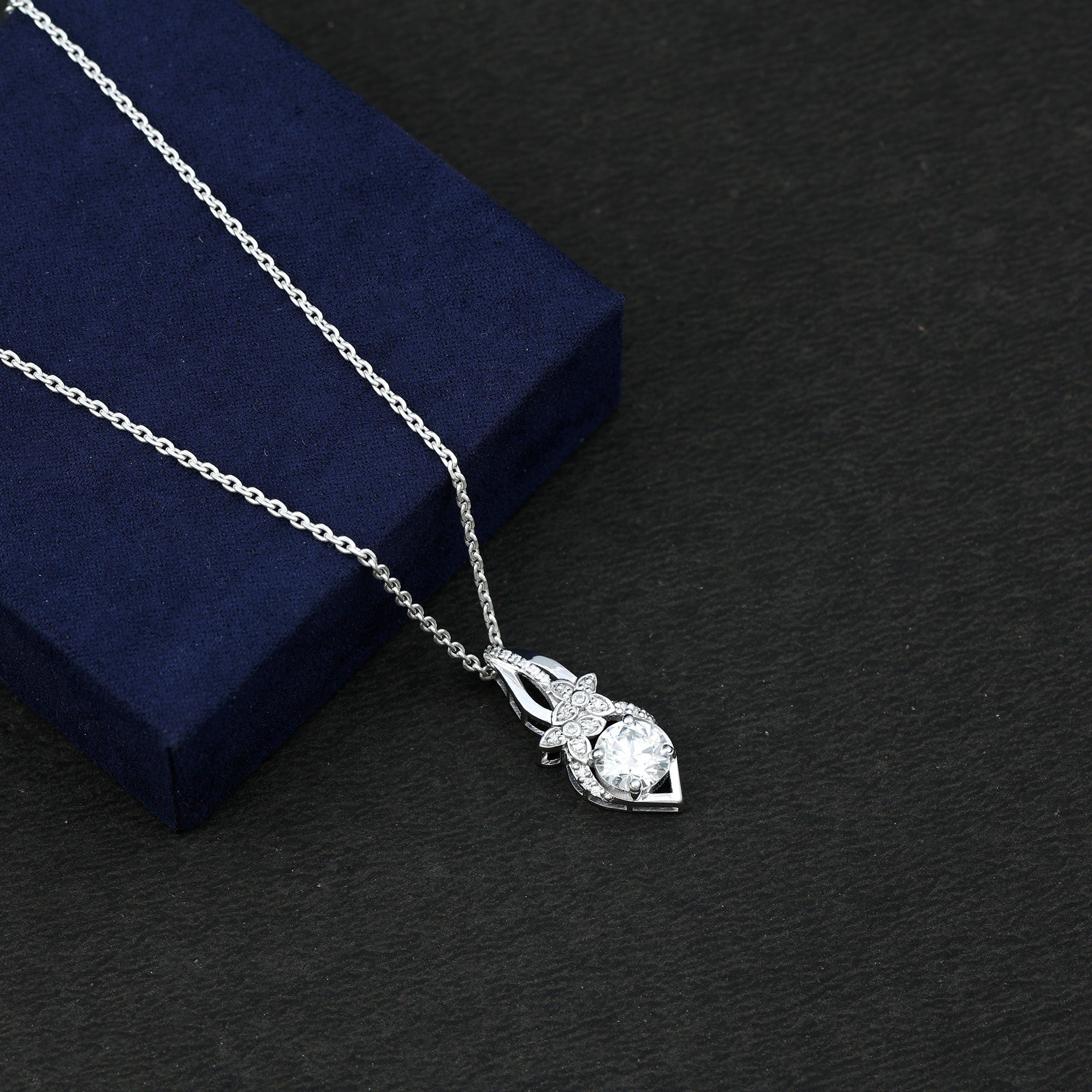 Certified Moissanite Designer Bridal Necklace For Wedding