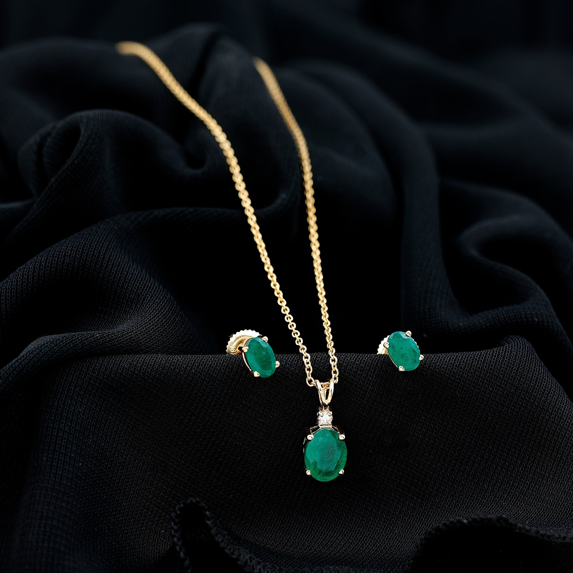 Emerald Pendant Set – Solitaire Oval Necklace with Lab Grown Diamond Earrings
