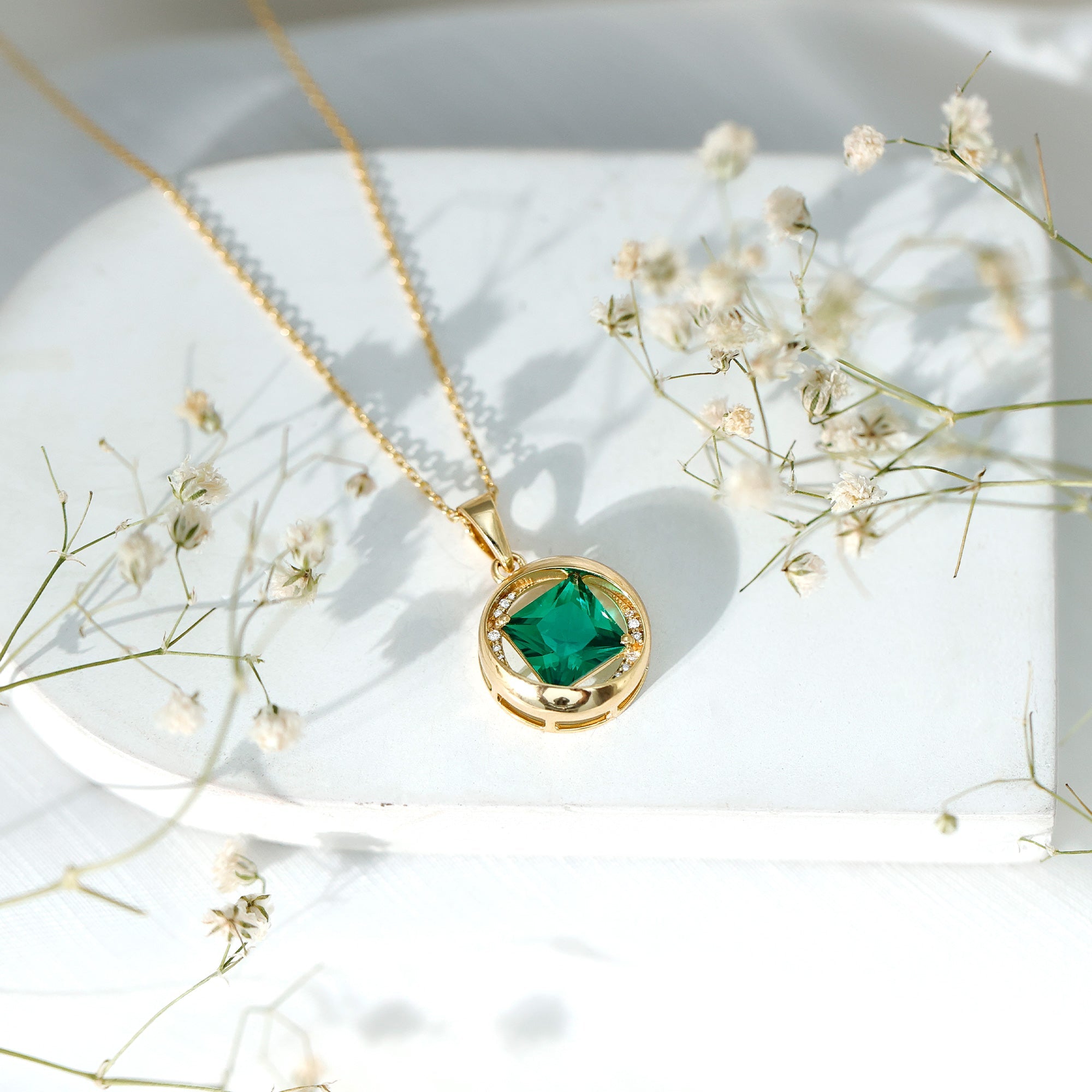 Emerald Princess Cut Pendant – Lab Created Emerald Necklace with Diamond Sparkle