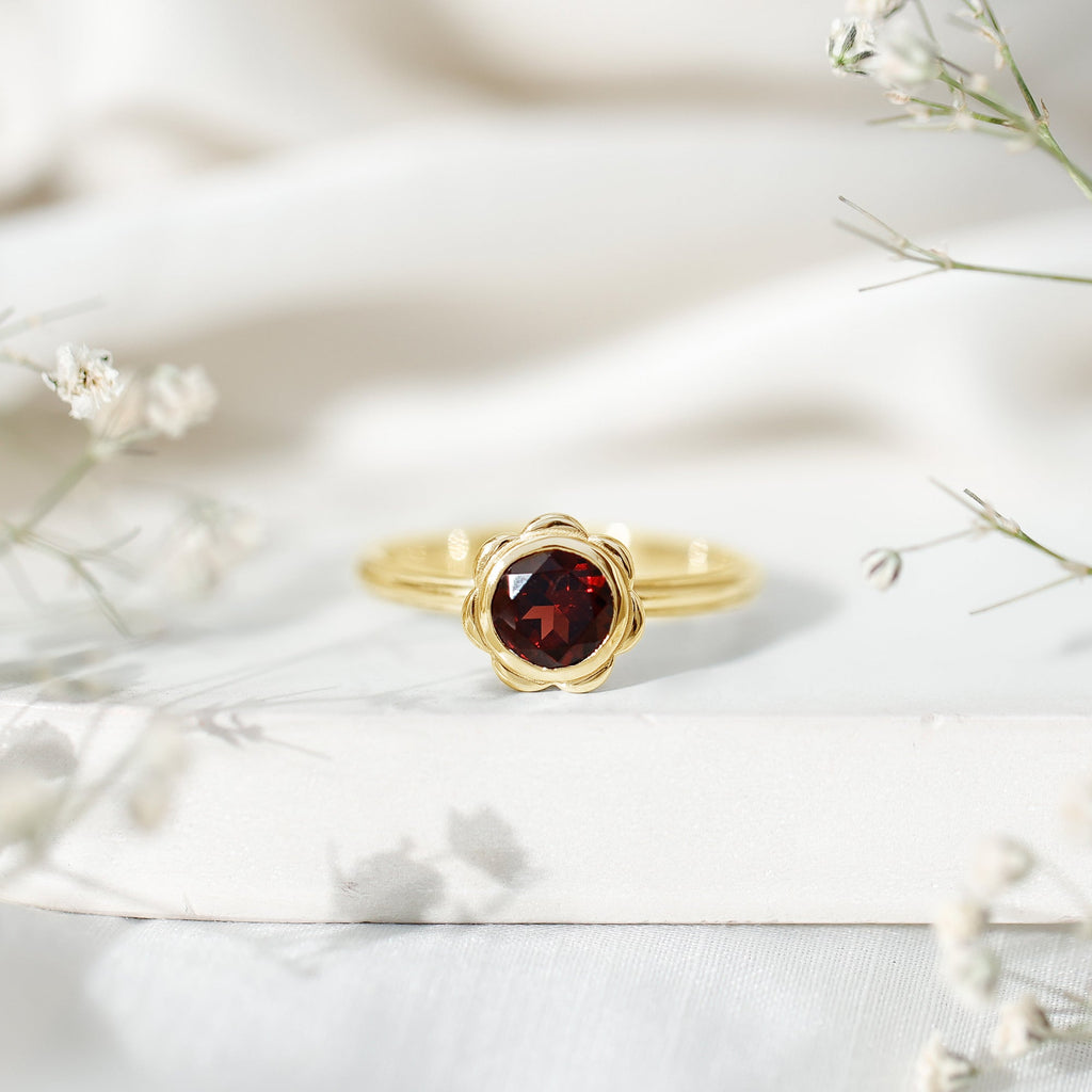 Garnet Engagement Ring – 1.7 Carat Round Cut Bezel Setting Floral Design