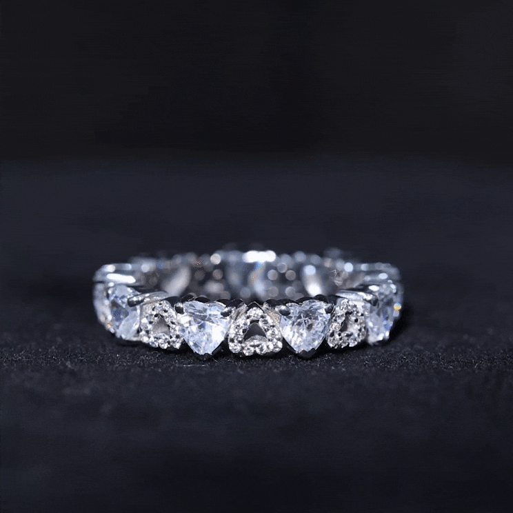 Certified Lab Grown Diamond Heart Wedding Band