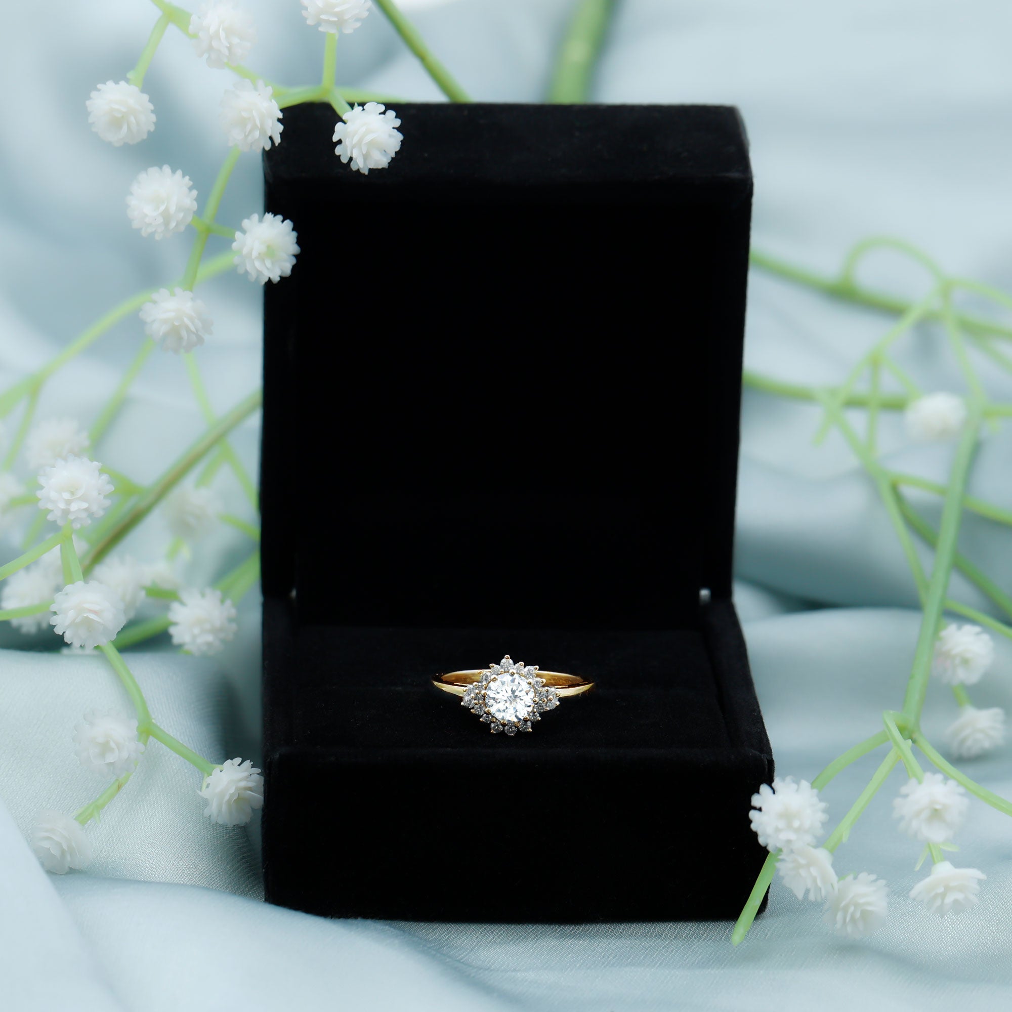 0.9 Carat Certified Lab Grown Diamond Halo Engagement Ring