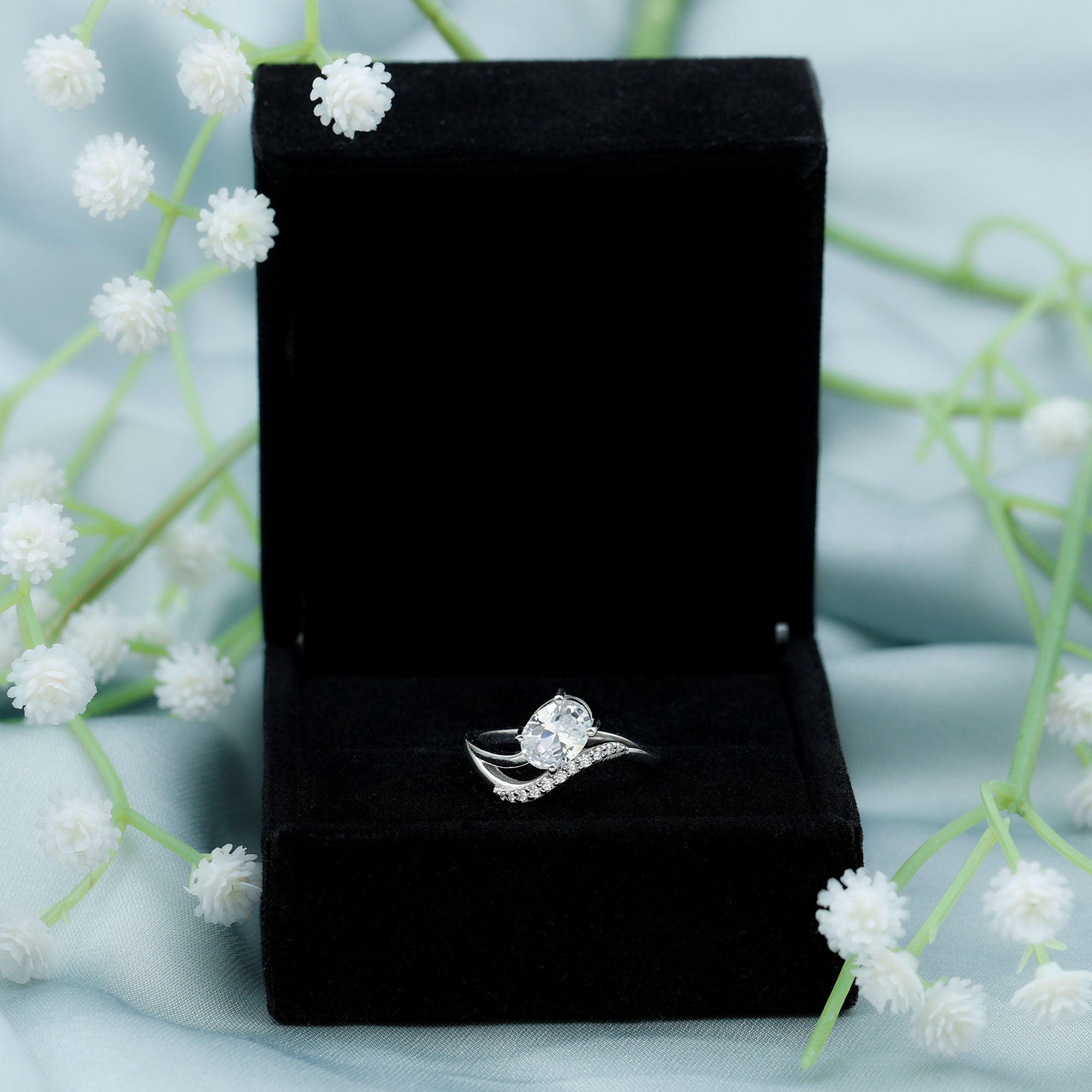 Certified 1.2 Carat Lab Grown Diamond Oval Engagement Ring For Women