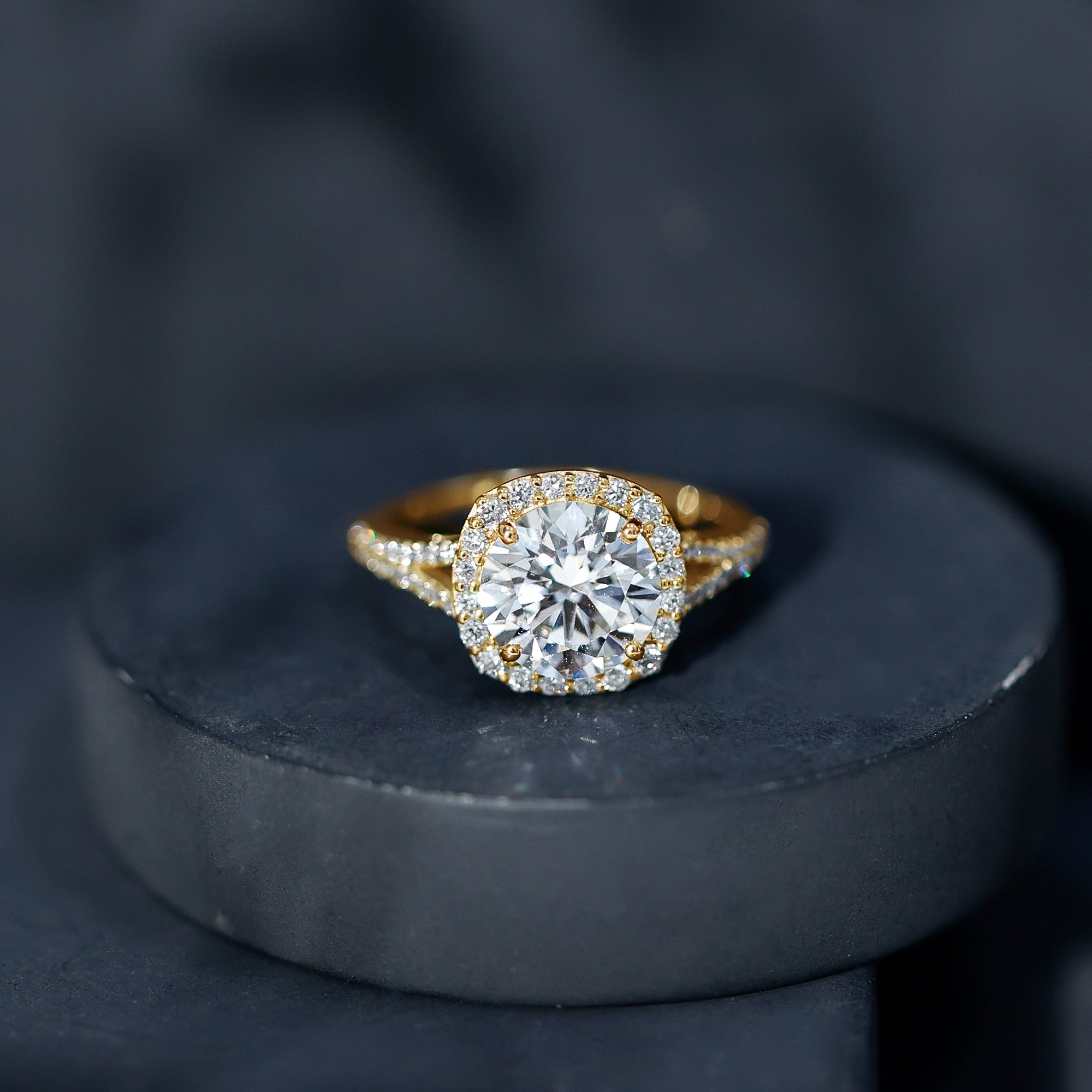 Lab Grown Diamond Ring - 3 Carat Round Cut Engagement Ring with Split Shank Band