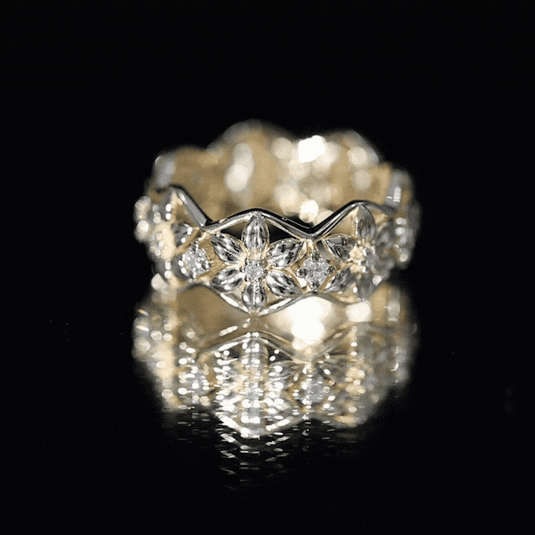Diamond Wedding Band | Floral Pattern Ring With Natural Diamonds & Prong Setting