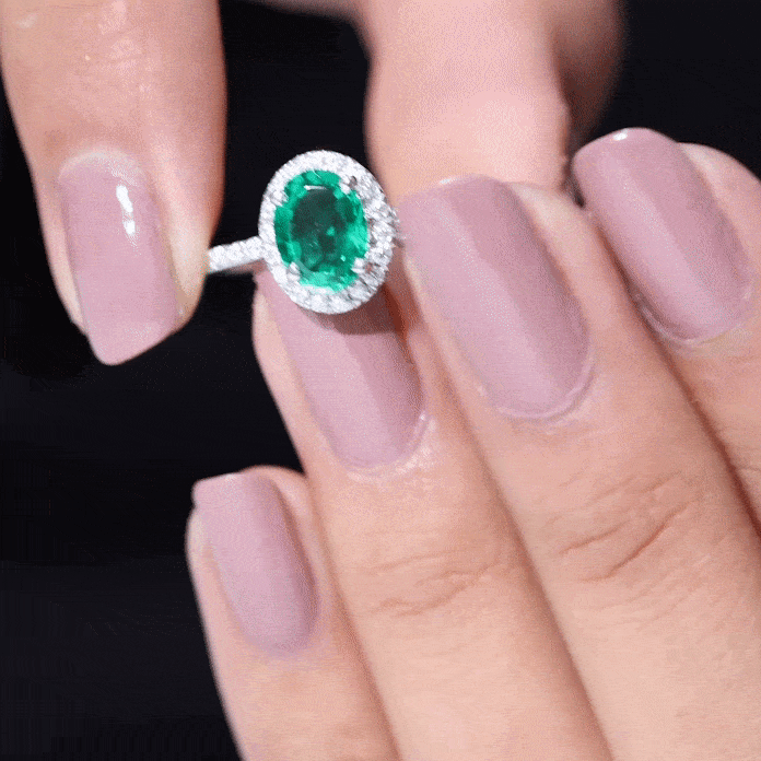 Lab Grown Emerald Ring – Oval Engagement Ring with Diamond Halo | Classic Design