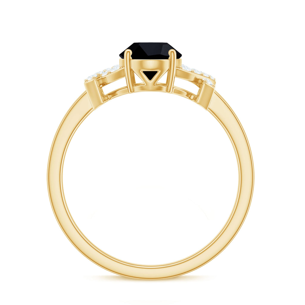 Solitaire Black Onyx Oval Engagement Ring in Split Shank