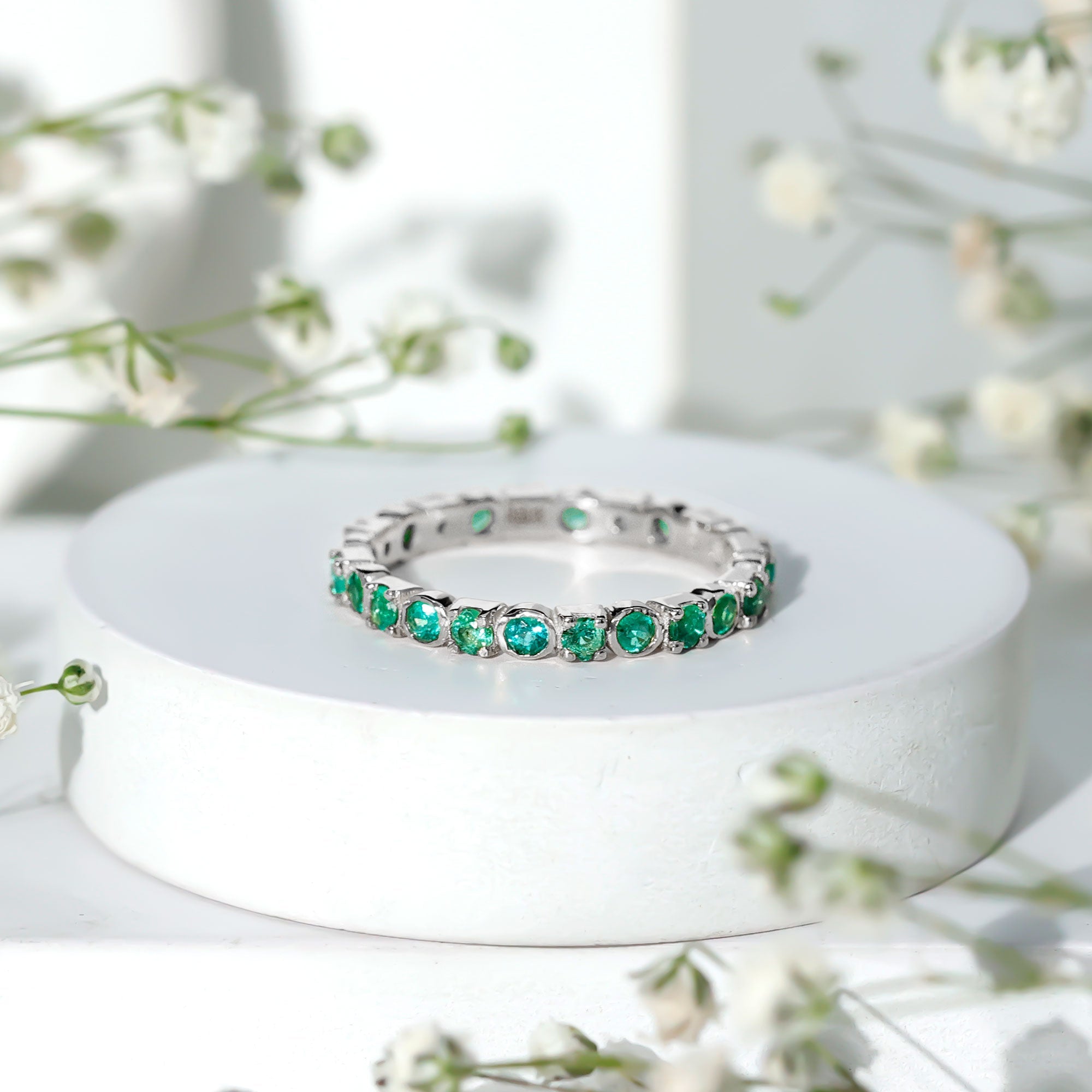 Emerald Eternity Ring – Classic Wedding Band with Continuous Emerald Stones