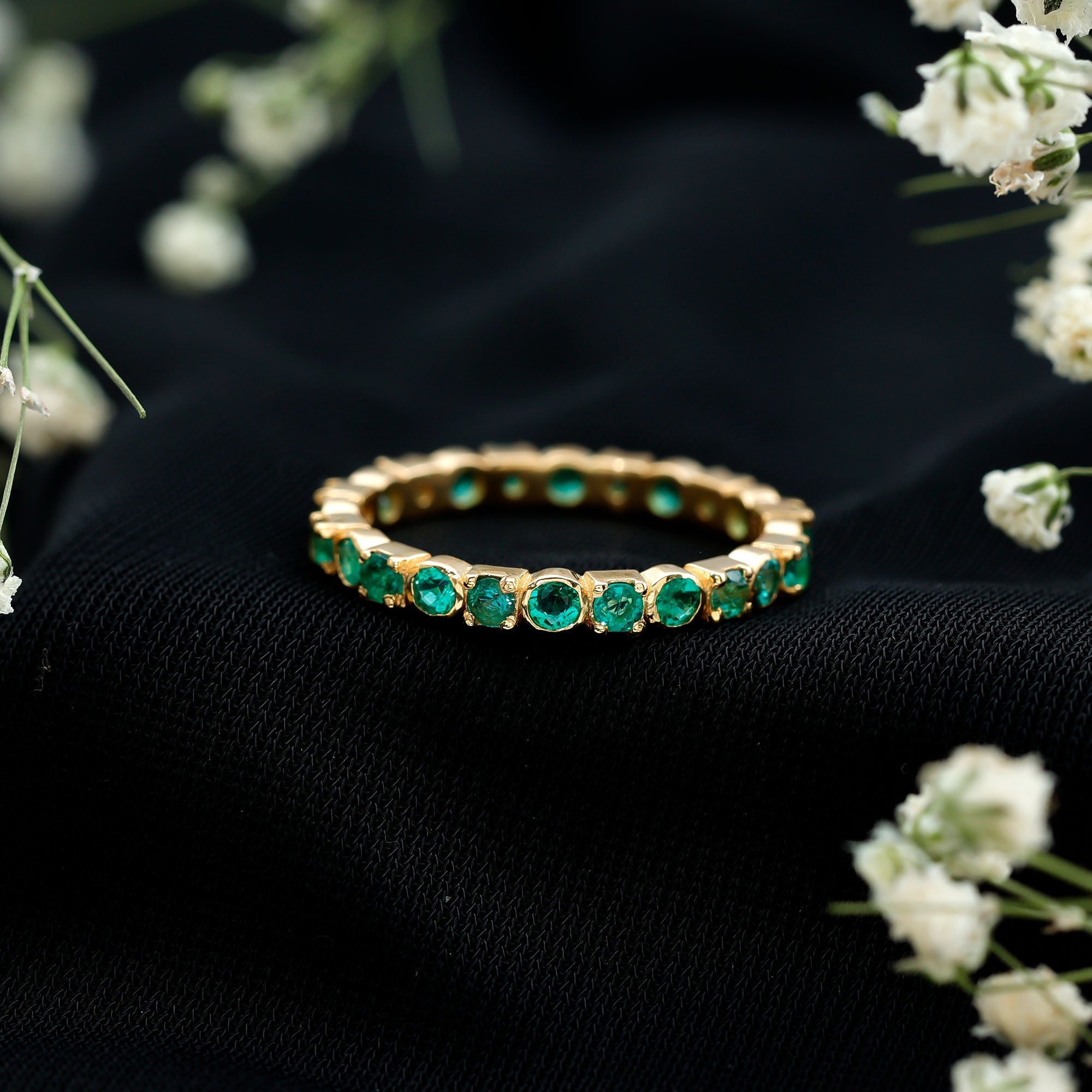 Emerald Eternity Ring – Classic Wedding Band with Continuous Emerald Stones
