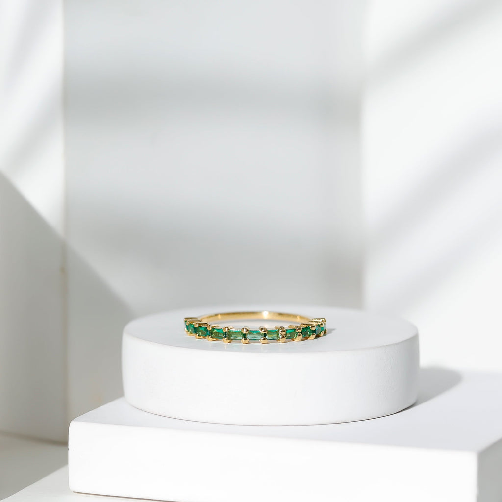 Lab Grown Emerald Ring – Baguette Cut Stackable Eternity Band With Shared Prong Setting