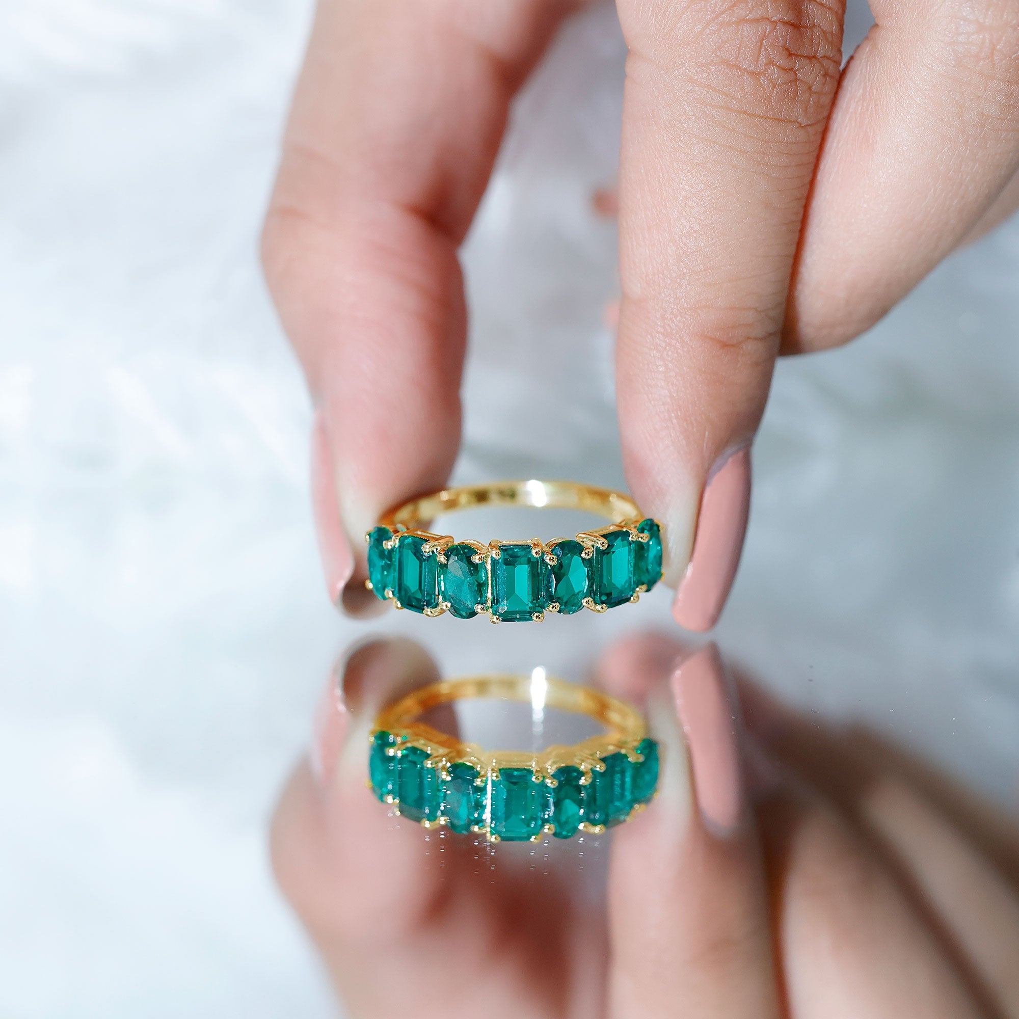 Lab Grown Emerald Band – Certified Anniversary Gemstone Ring With Elegant Prong Setting