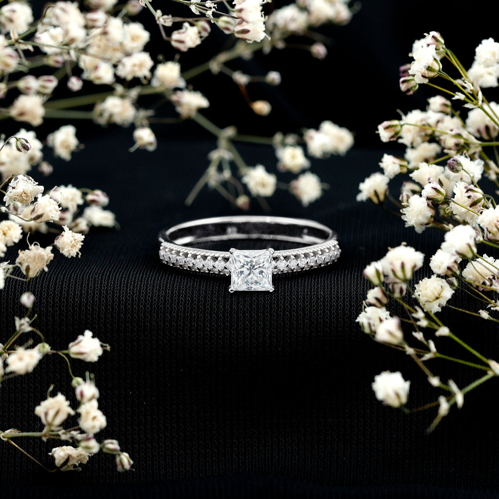 Certified 0.8 Carat Lab Grown Diamond Princess Cut Engagement Ring For Women