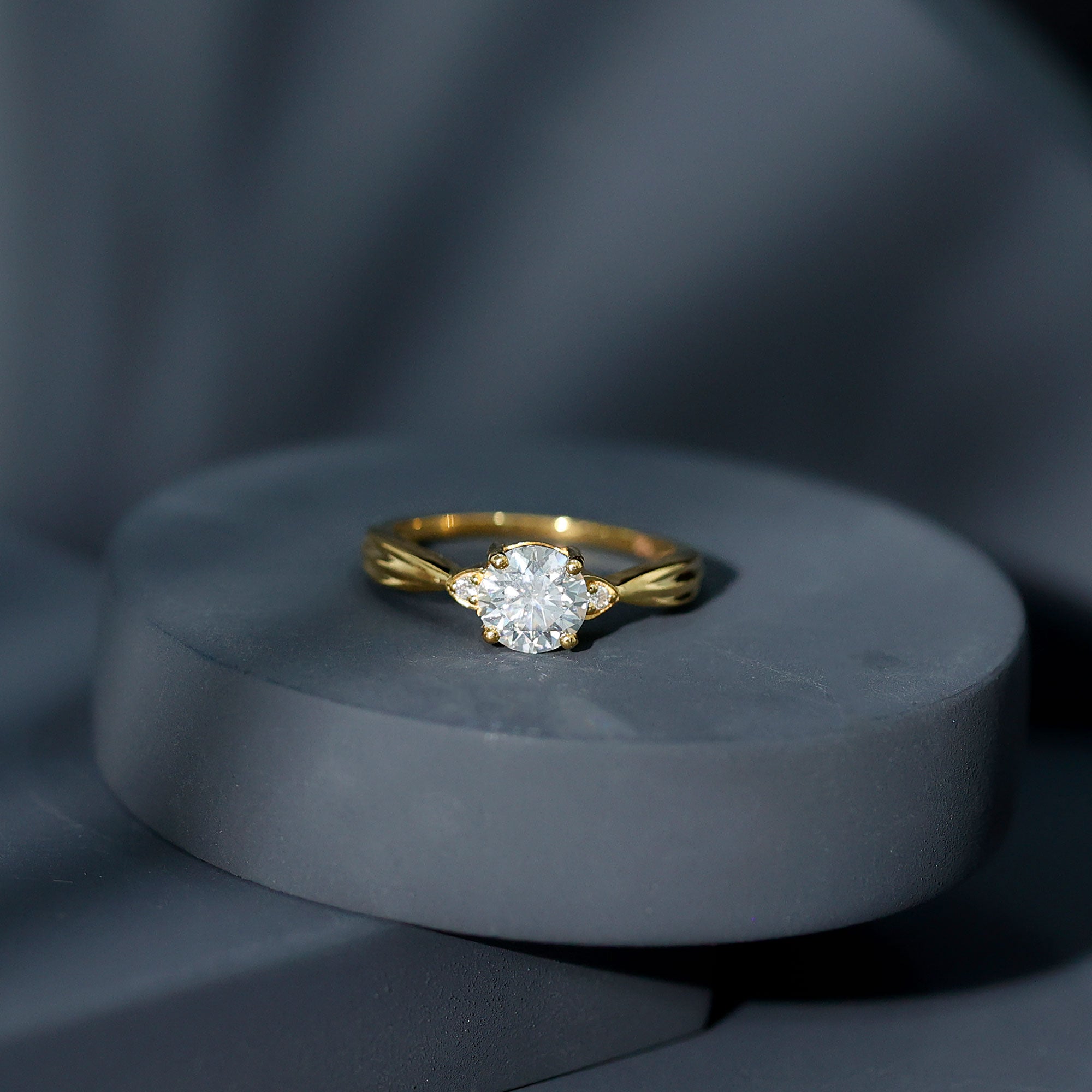 0.9 Carat Certified Lab Grown Diamond Solitaire Promise Ring