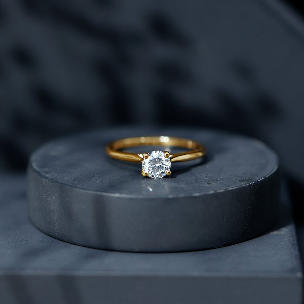 0.9 Carat Solitaire Lab Grown Diamond Circle Engagement Ring