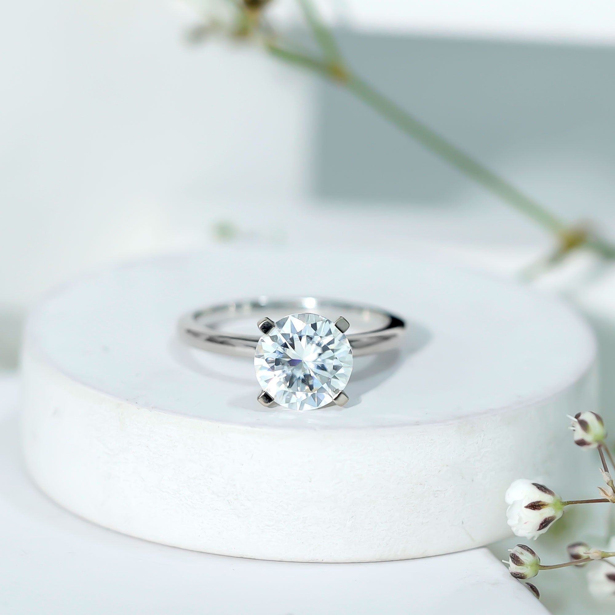 Lab Grown Diamond Ring - 2 Carat Round Cut Solitaire Engagement Band in Silver