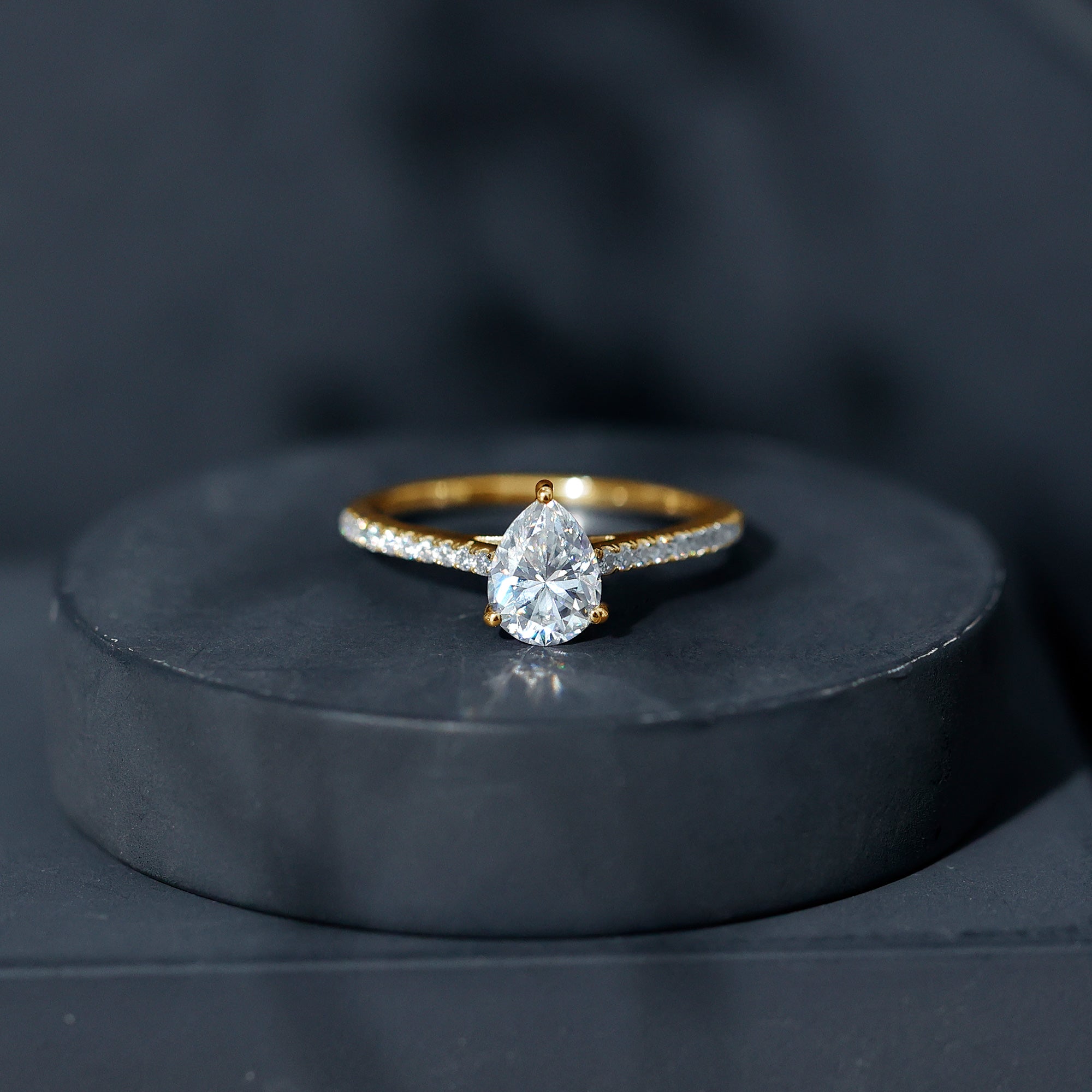 Lab Diamond 1.3 Carat Pear Shape Engagement Ring With Side Stones