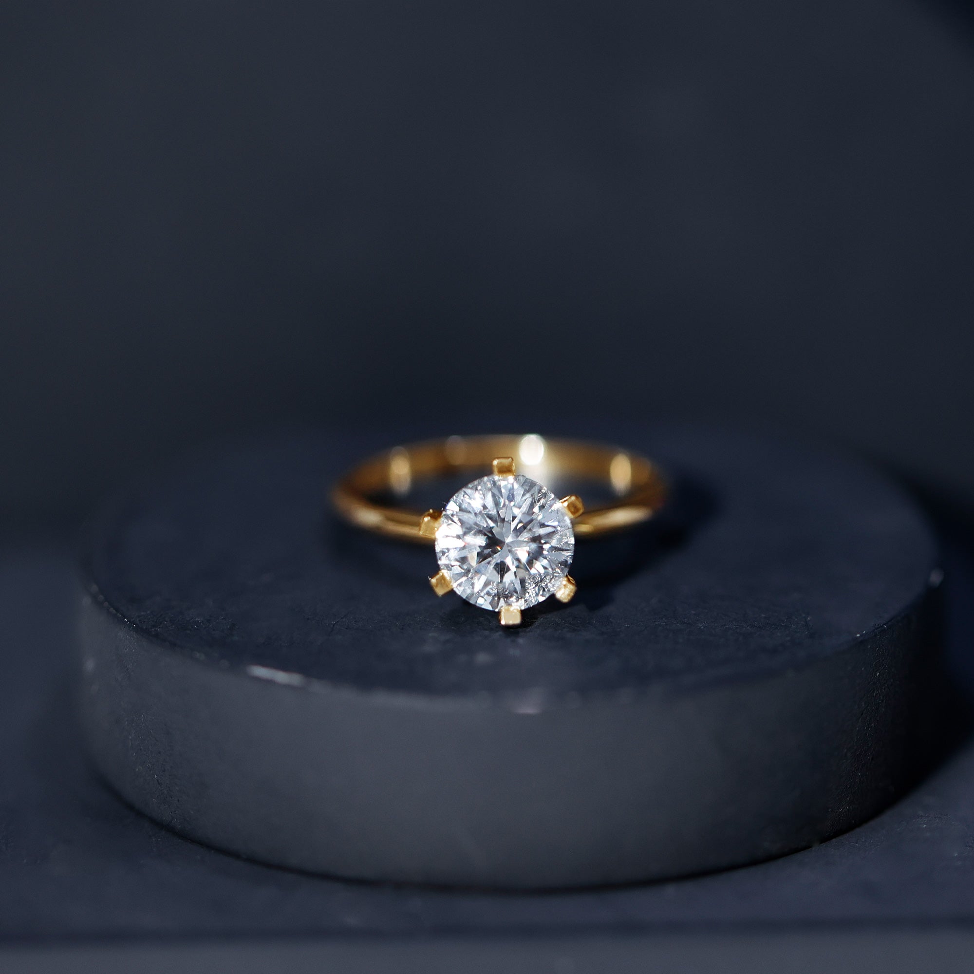2 Carat Round Brilliant Cut Lab Grown Diamond Engagement Ring