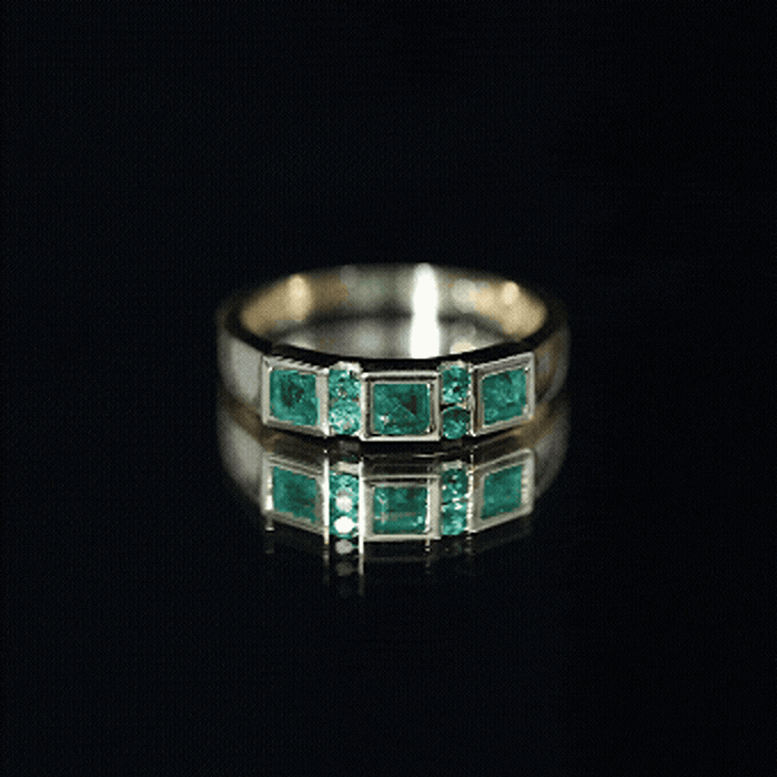Emerald Princess Cut Ring – Natural Emerald Band With Bezel & Tension Setting
