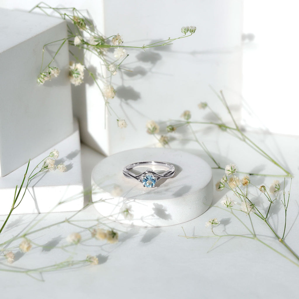 Aquamarine Birthstone Ring – Solitaire Engagement With Crossover Shank Design